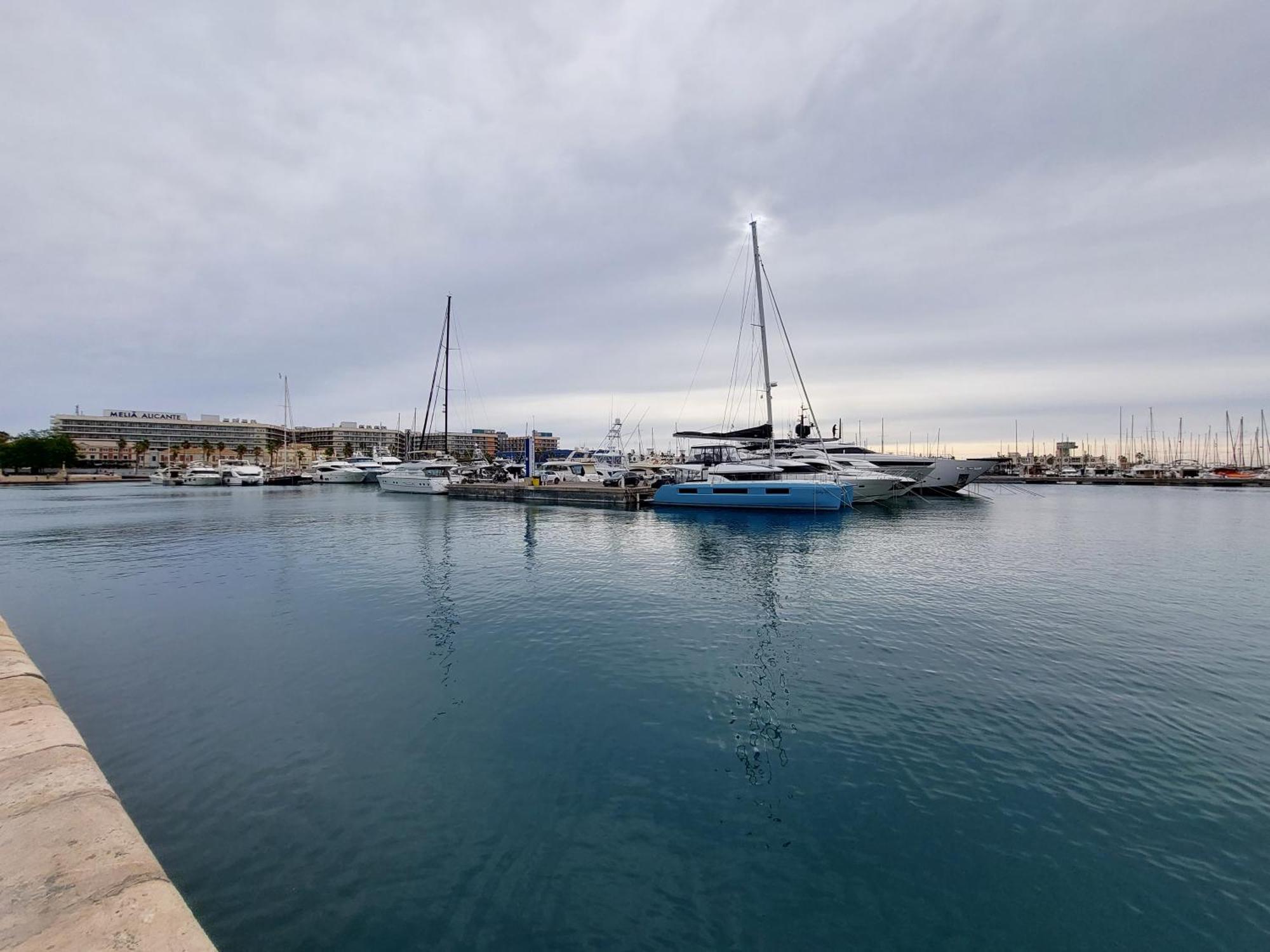 Cesar Apartment Alicante Zewnętrze zdjęcie